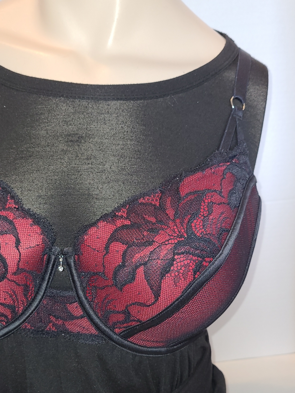 La Vie en Rose Black And Red Lace Padded Bra 34DD - Picture 2 of 12